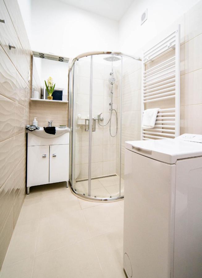 Free Parking! Linden Apartment, Ac, Smart Tv, Wifi Budapest Exterior photo